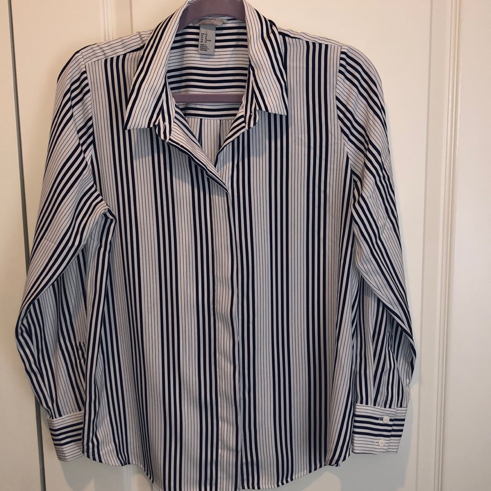 H&M ladies navy/white striped button up blouse size 10,